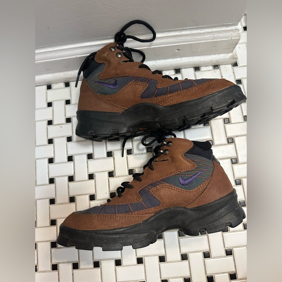 Brown and Black Hiking Shoes - Picture 3 of 5